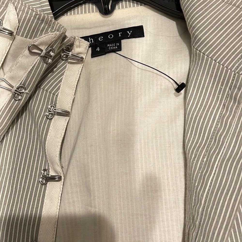 Theory Cropped Jacket - Picture 3 of 4